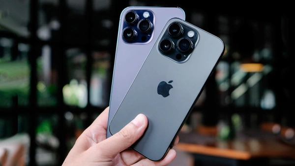 Apple представит безрамочный iPhone 16 Pro и 16 Pro Max не ранее 2024 года